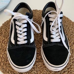 Vans old skool shoes